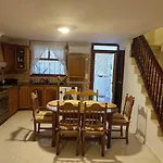 Captain's Mermaid Houses, 아파트 카르파토스