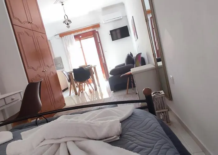 Captain's Mermaid Houses, Apartamento Kárpatos