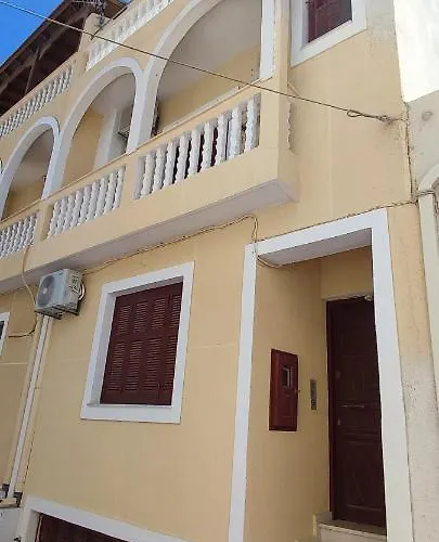 Captain's Mermaid Houses, * Cárpatos